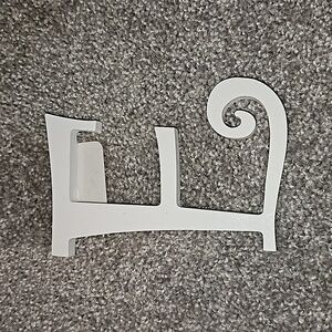 ❄️White Letter E  #A3